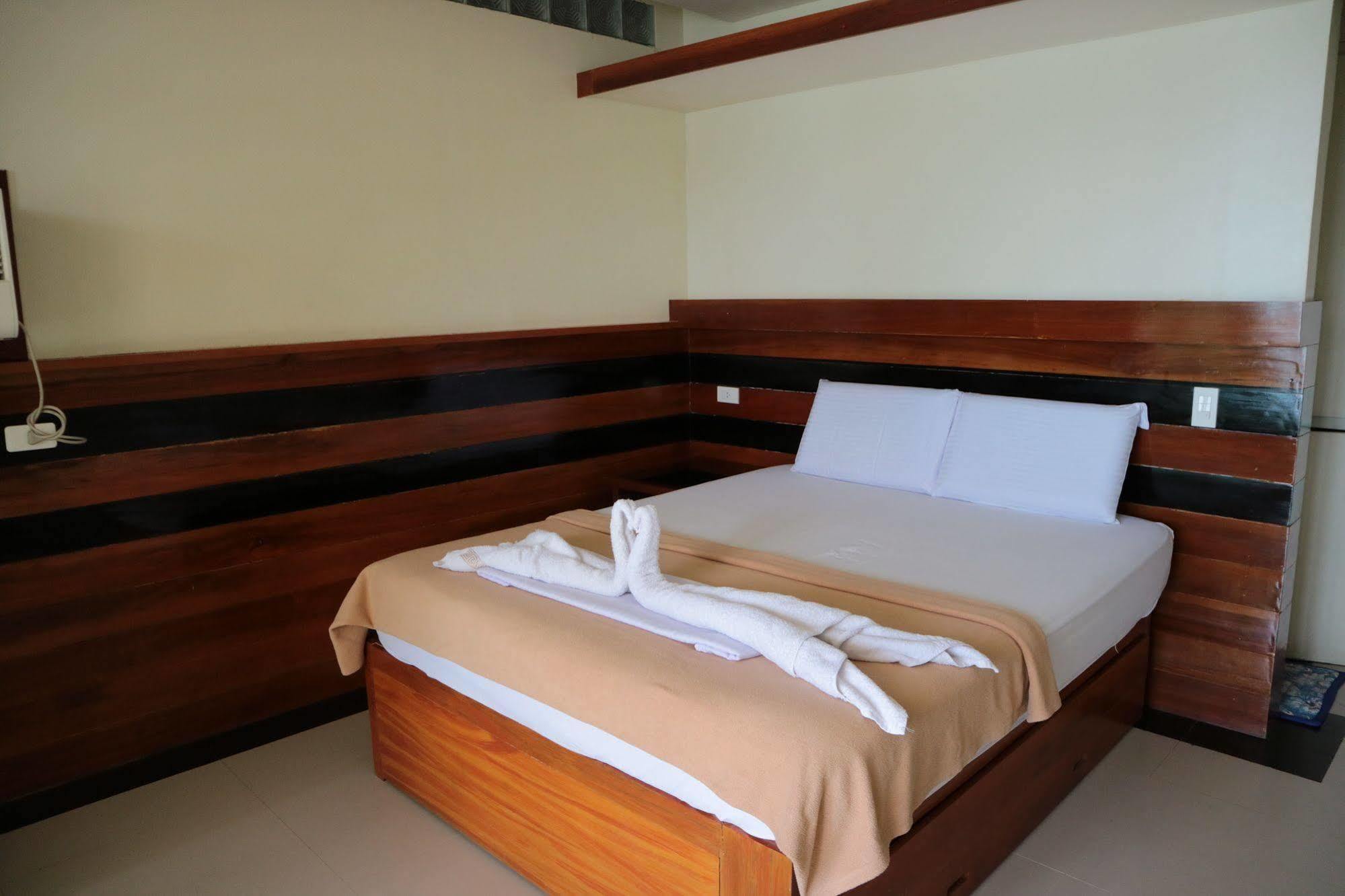 Rainforest Beach Hotel El Nido Eksteriør billede