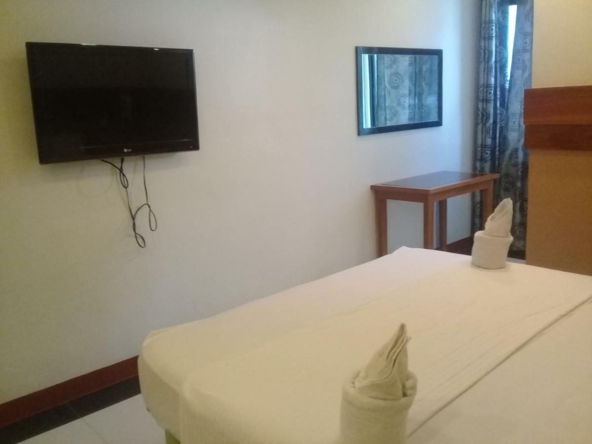 Rainforest Beach Hotel El Nido Eksteriør billede