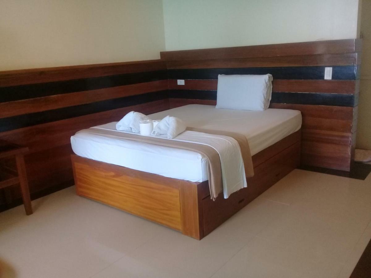 Rainforest Beach Hotel El Nido Eksteriør billede